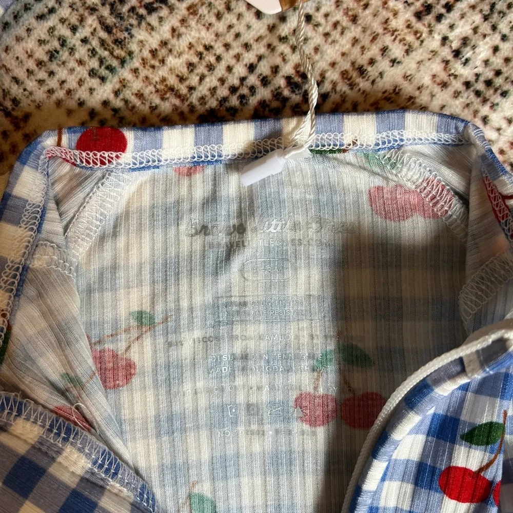 Brave Little Ones Zipper Pajamas - Picture 3 of 3